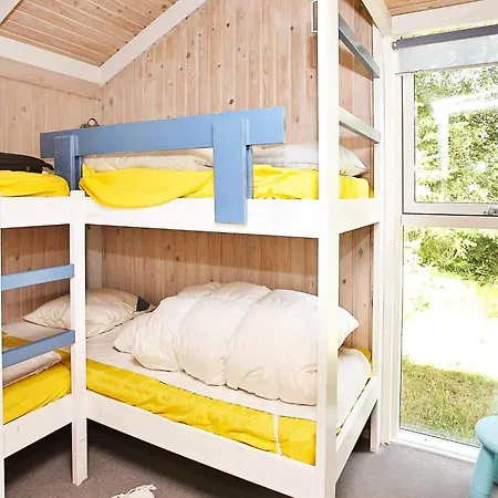 8 Person In Laeso-by Traum *